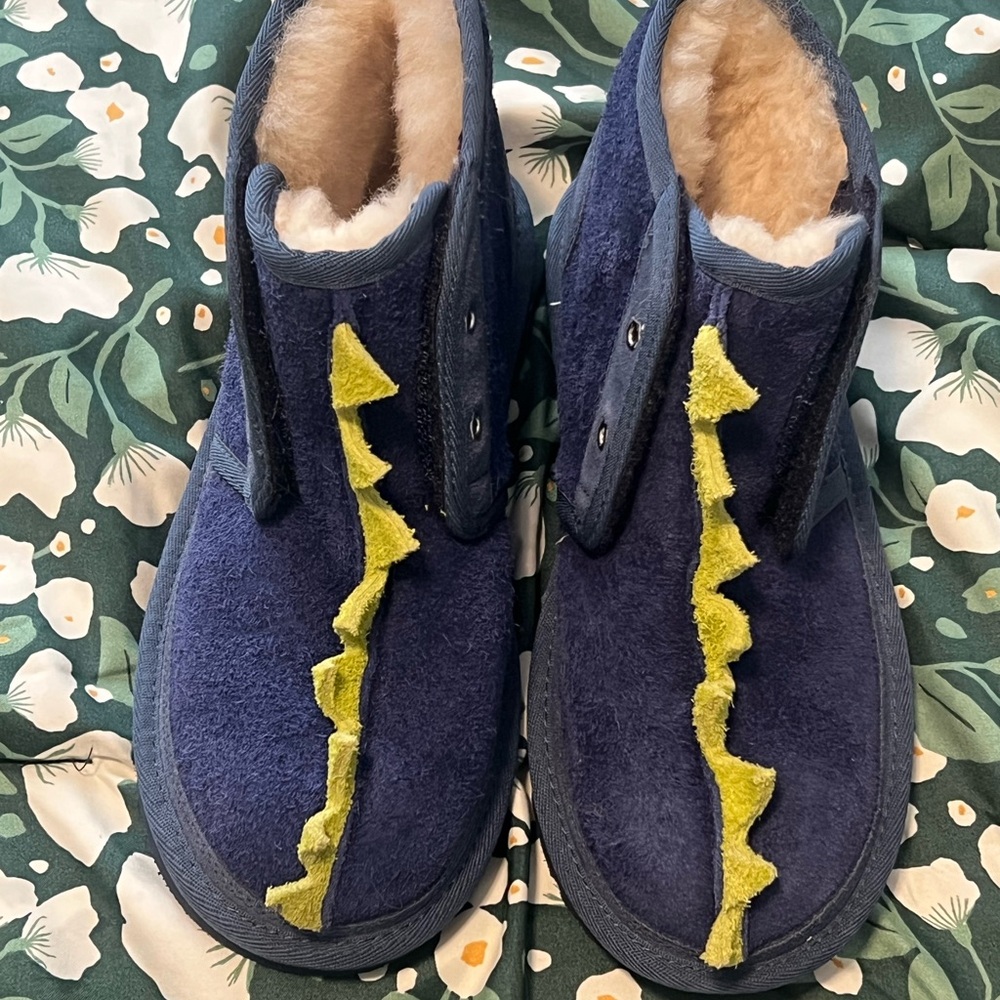 UGG Blue and Green Cozy Boot-Style Shoes